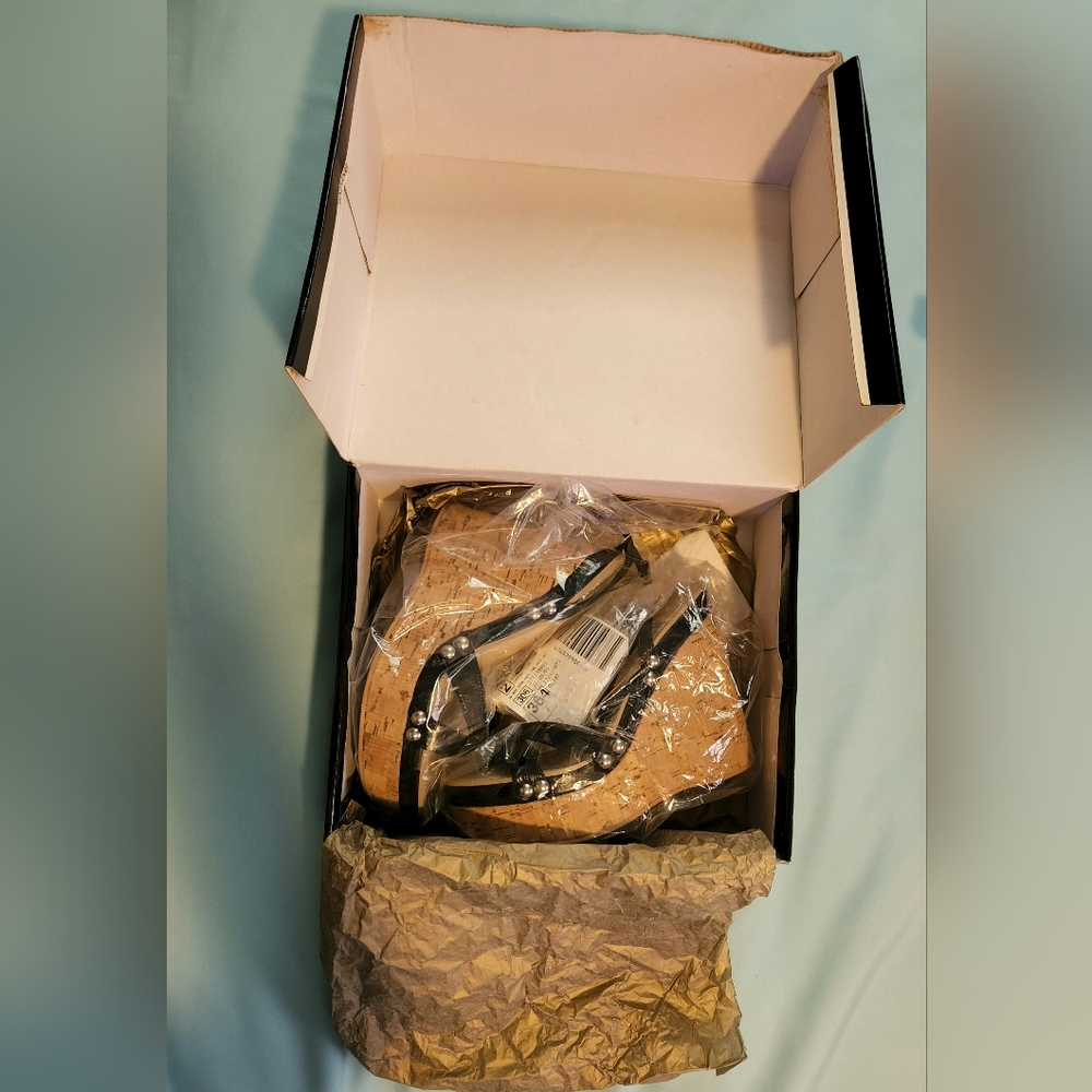 Colin Stuart Platform Wedge Sandals New - image 3